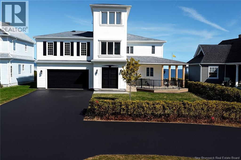 2156 Queen Elizabeth Dr, Bathurst, NB E2A 4Y4