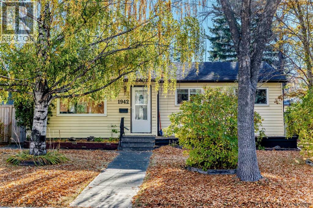 1942 Cottonwood Cres SE, Calgary, AB T2B 1P5