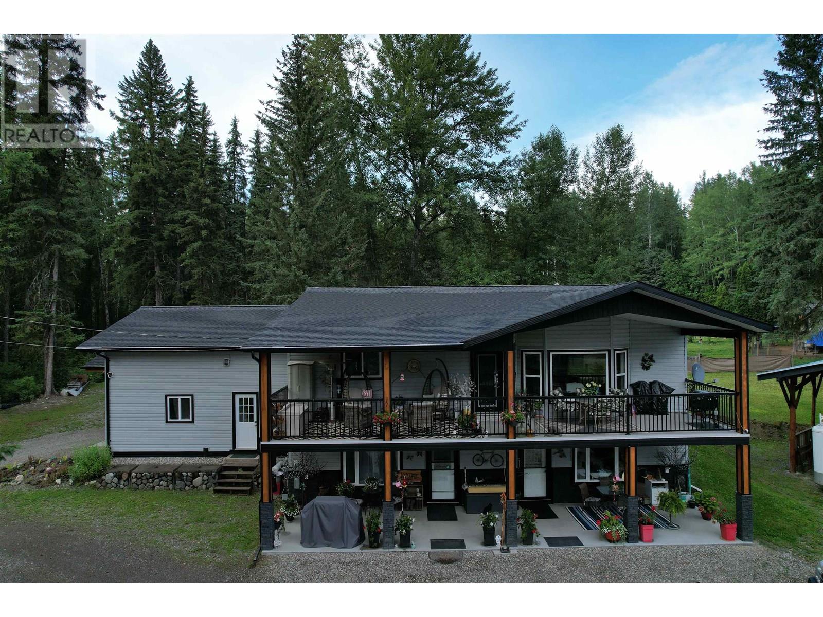 3479 Loloff Rd, Quesnel, BC V2J 6E5