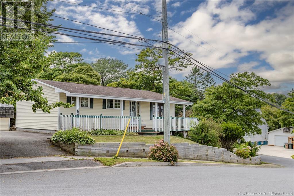 63 City Line, Saint John, NB E2M 1K9