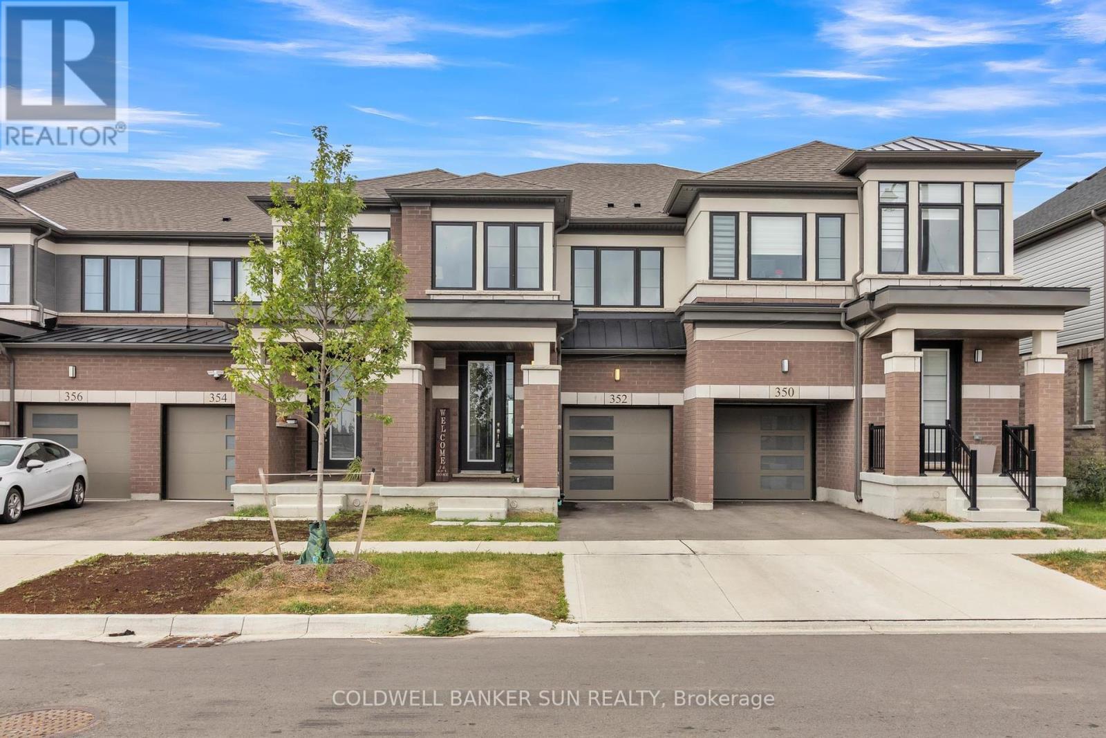 352 Bismark Dr, Cambridge, ON N1S 0C6