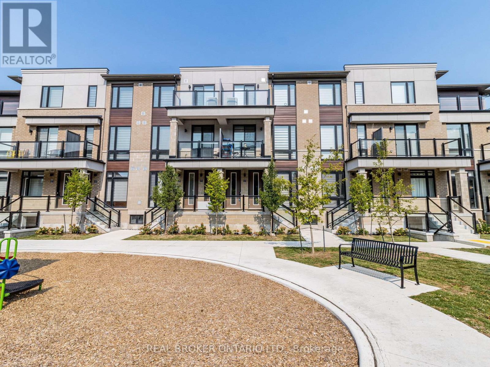 45 45 Knotsberry Cir, Brampton, ON L6Y 6G1