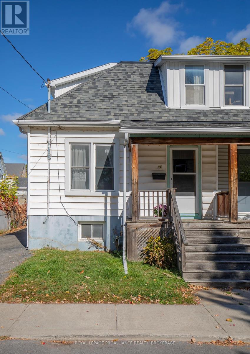 91 Hamilton St, Kingston, ON K7K 1P3