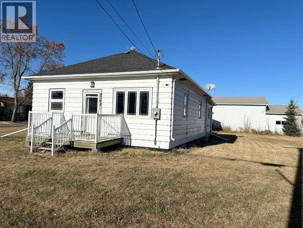 51 Avenue Unit 4704, Mannville, AB T0B 2W0