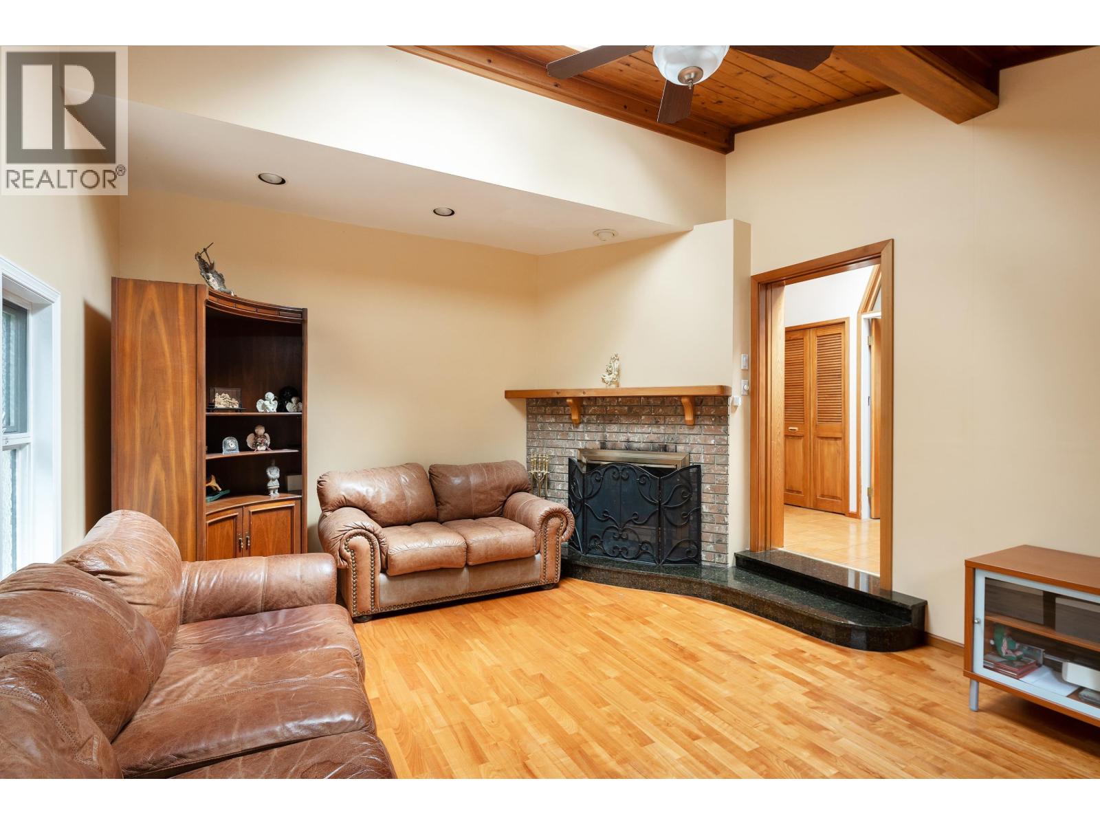 2929 W 24th Ave, Vancouver, BC V6L 1R5