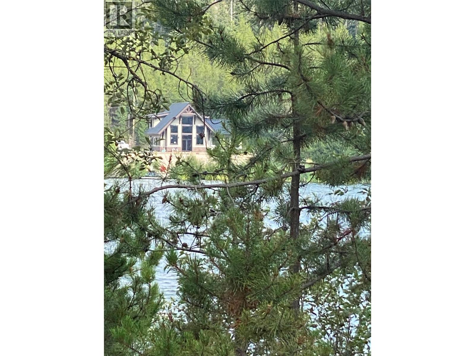 3593 Princeton Summerland Rd, Princeton, BC V0X 1W0