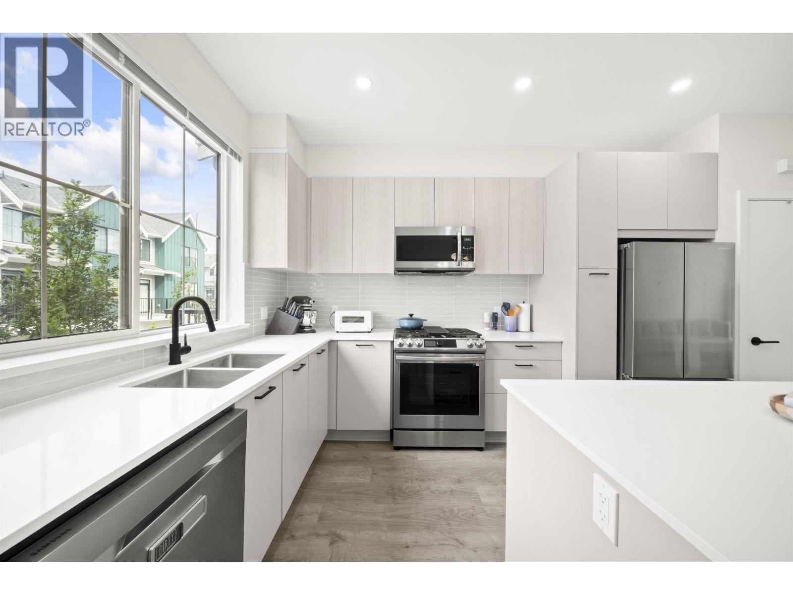 488 Furness Street Unit 132, New Westminster, BC V3M 0M1