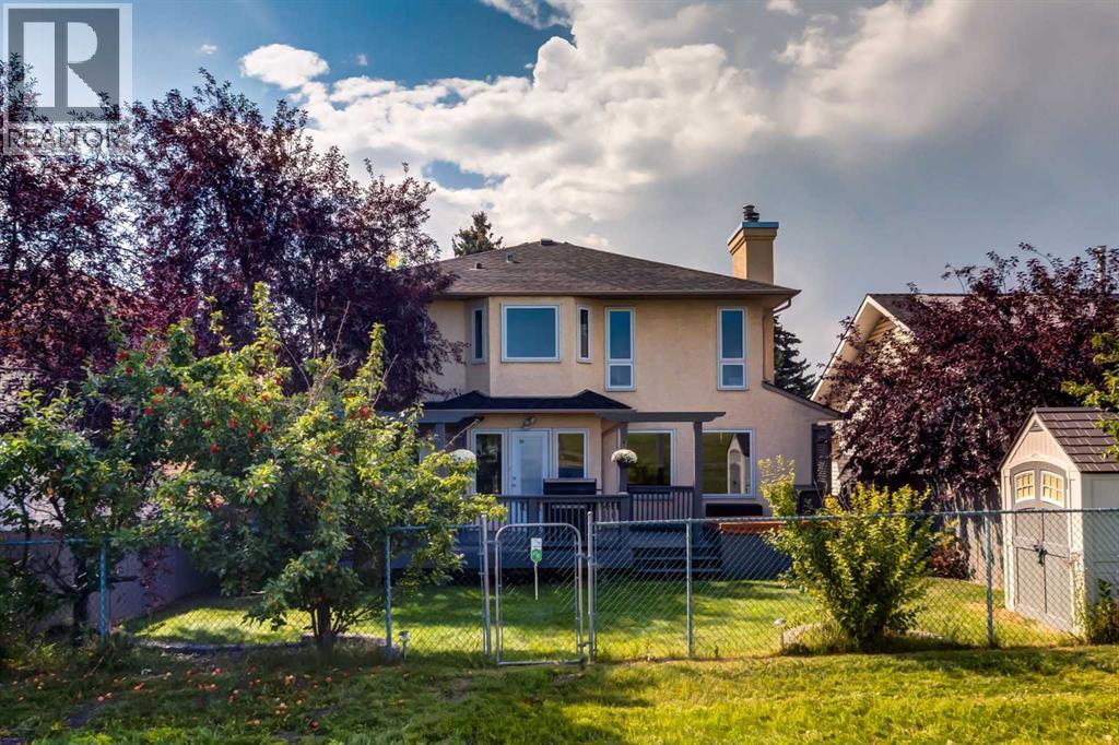 101 Scripps Lndg NW, Calgary, AB T3L 1W2