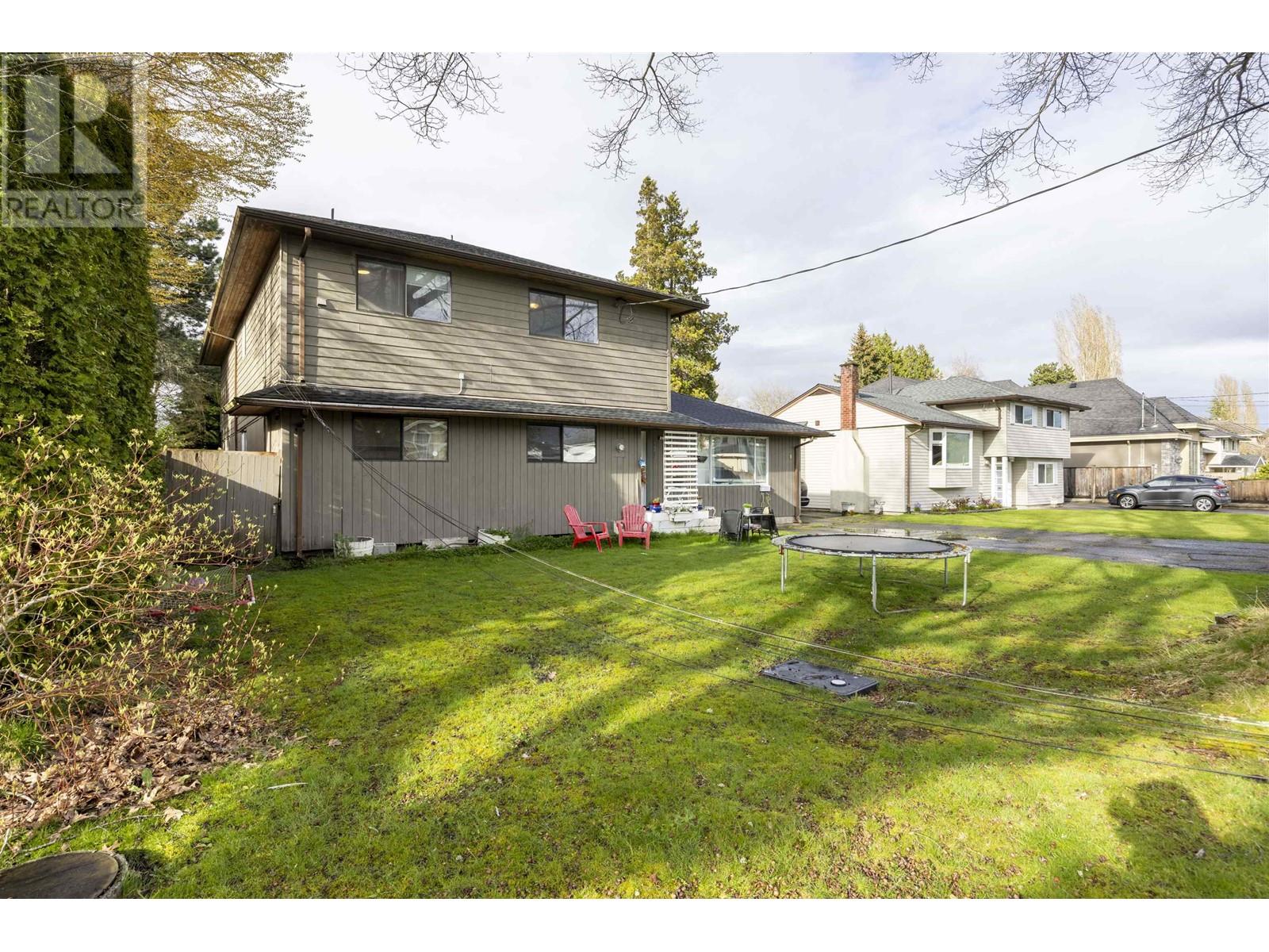 3371 Trumond Ave, Richmond, BC V7E 1B4