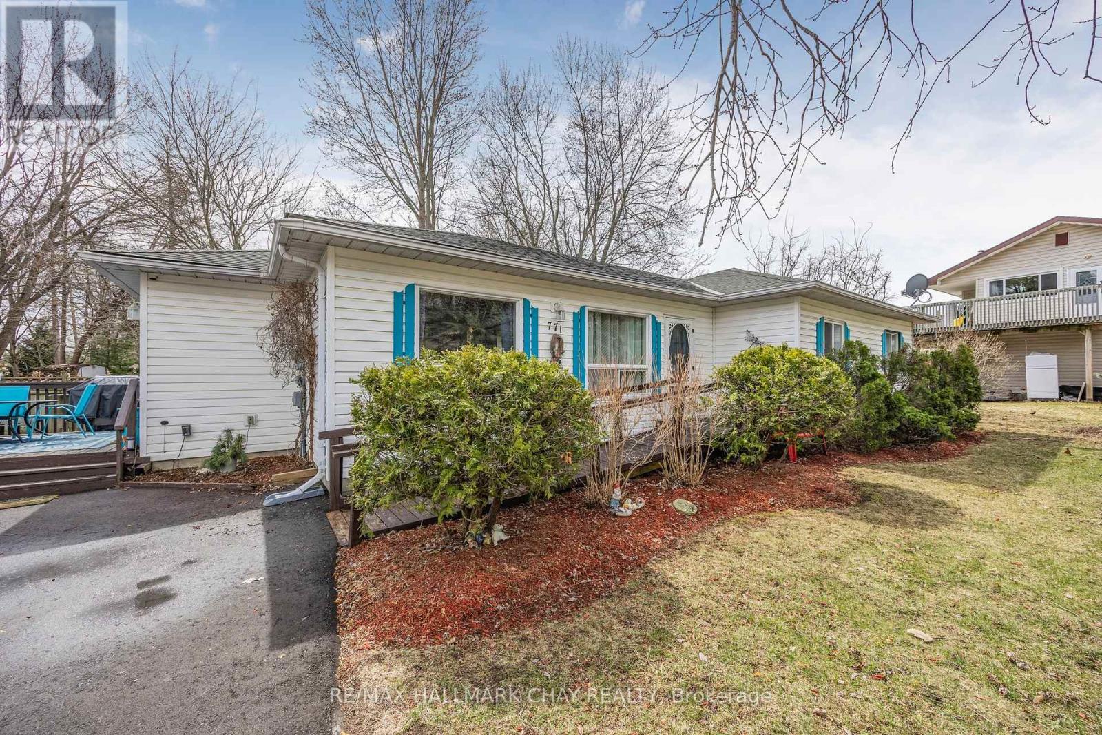 771 Roberts Rd, Innisfil, ON L9S 2E4