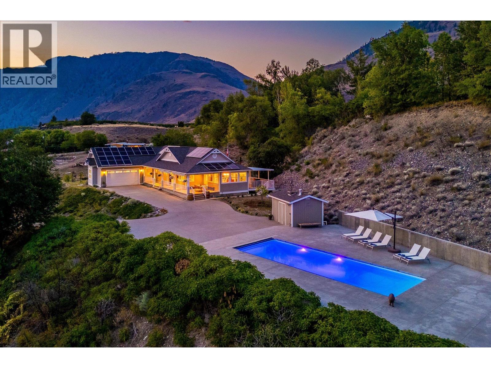802 Coulthard Rd, Cawston, BC V0X 1C2