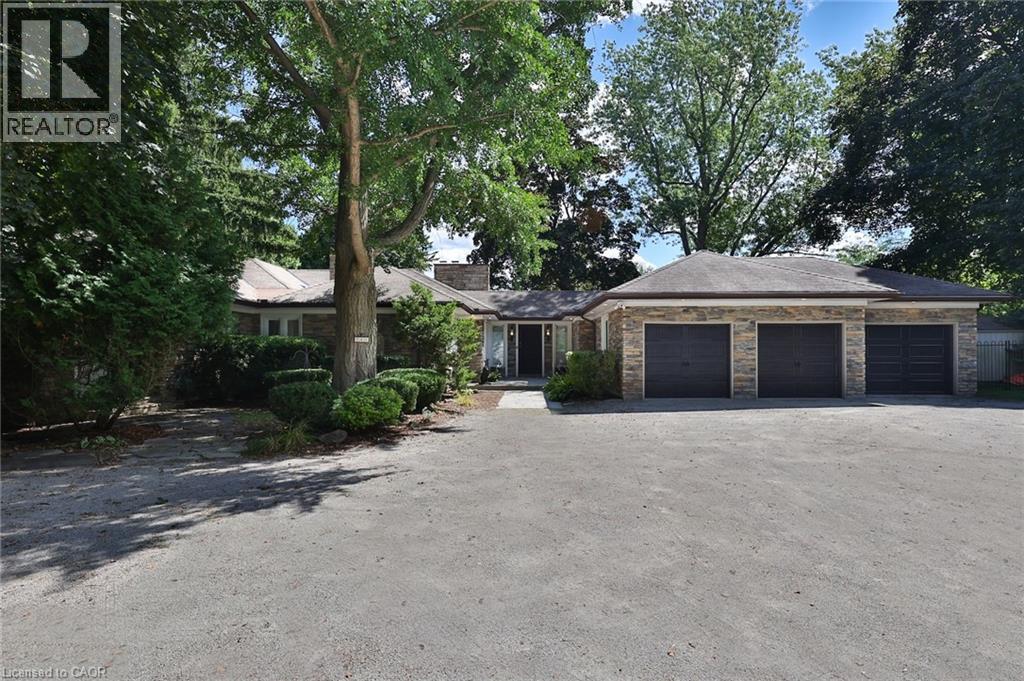 24 School St, Hamilton, ON L0R 2H0
