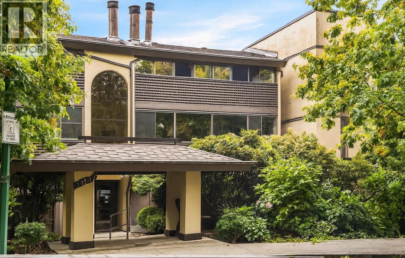 141 W 13th Street Unit 209, North Vancouver, BC V7M 1N5
