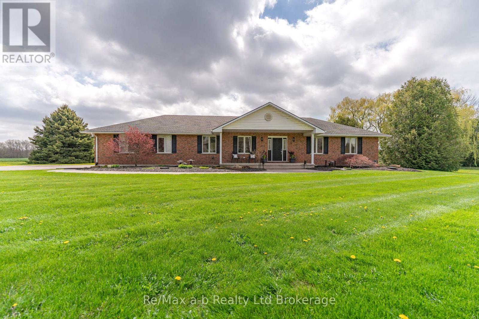 10884 Plank Rd, Bayham, ON N0J 1H0