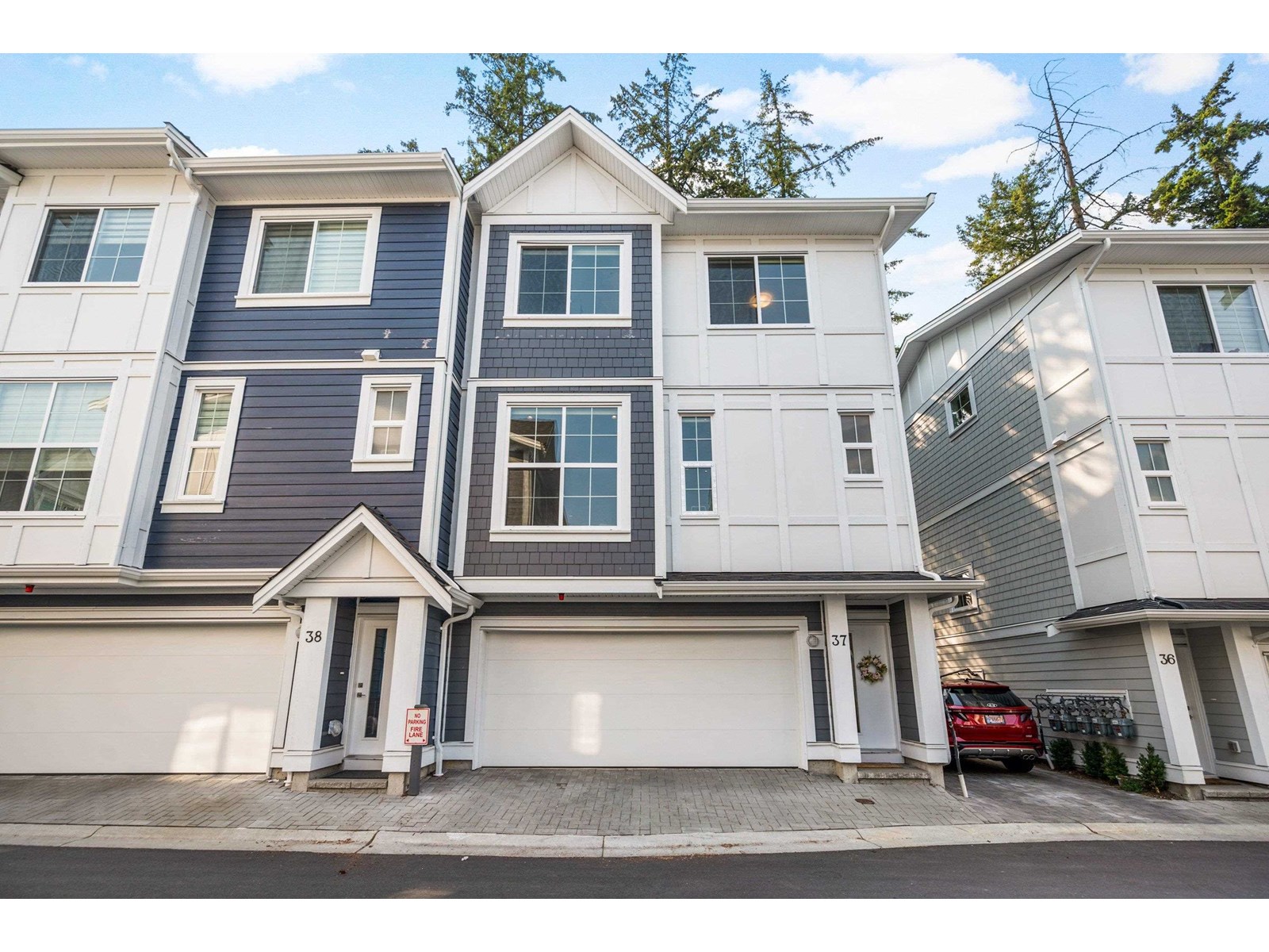 20321 80 Avenue Unit 37, Langley, BC V2Y 3S3