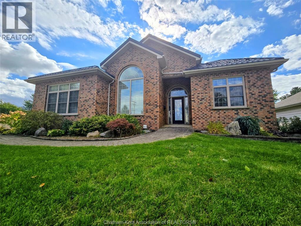 161 Aberdeen St, Chatham-Kent, ON N0P 1W0