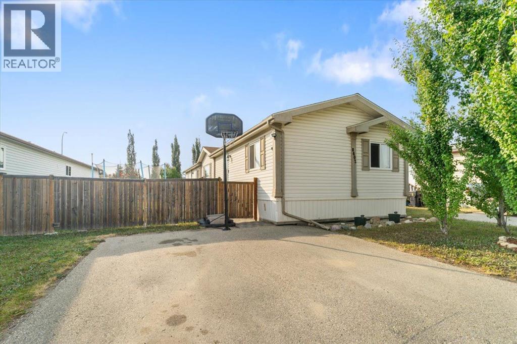 91 Street Unit 8602, Grande Prairie, AB T8X 1V6