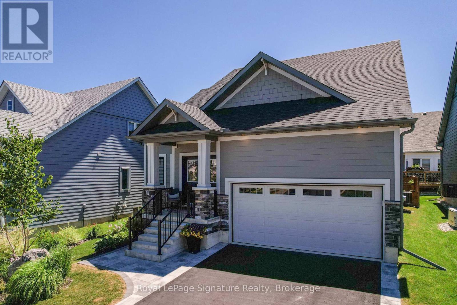 104 Clippers Ln, The Blue Mountains, ON N0H 2P0