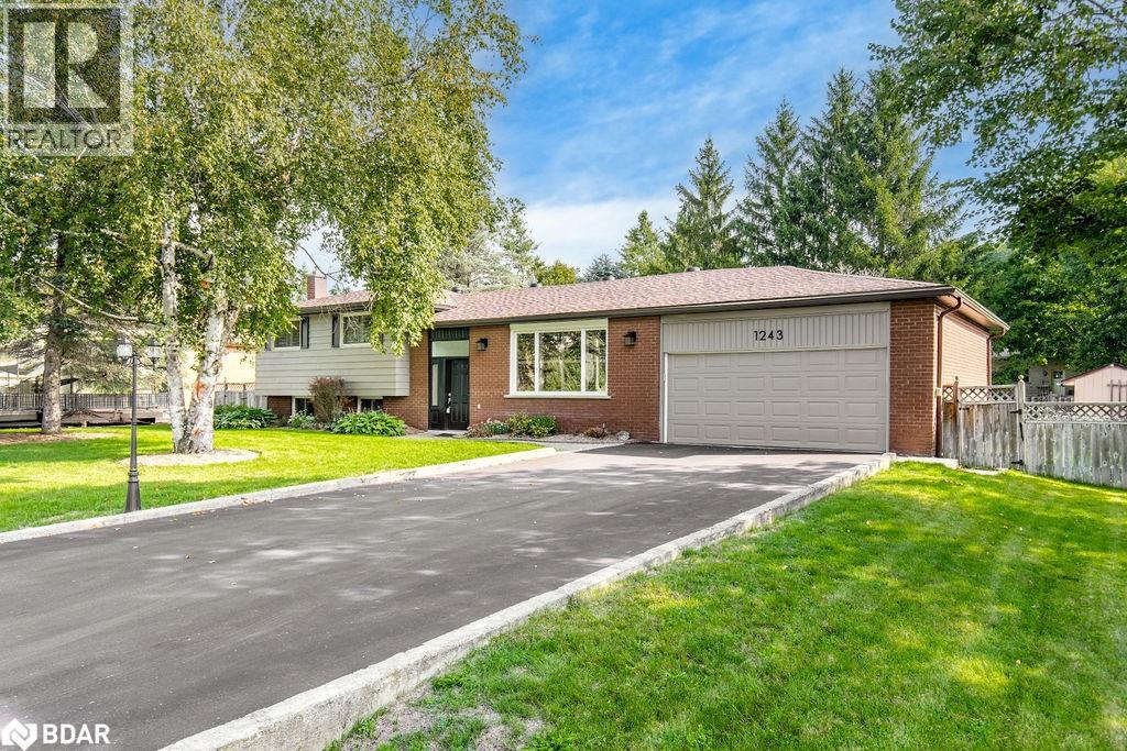 1243 St Vincent St, Springwater, ON L0L 1X1