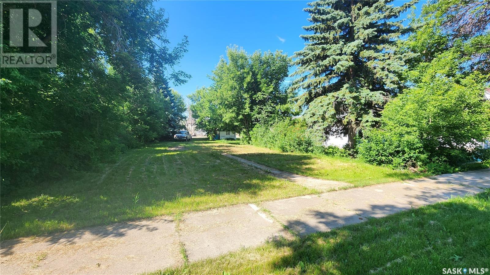 131 5th Avenue East, Melville, SK S0A 2P0