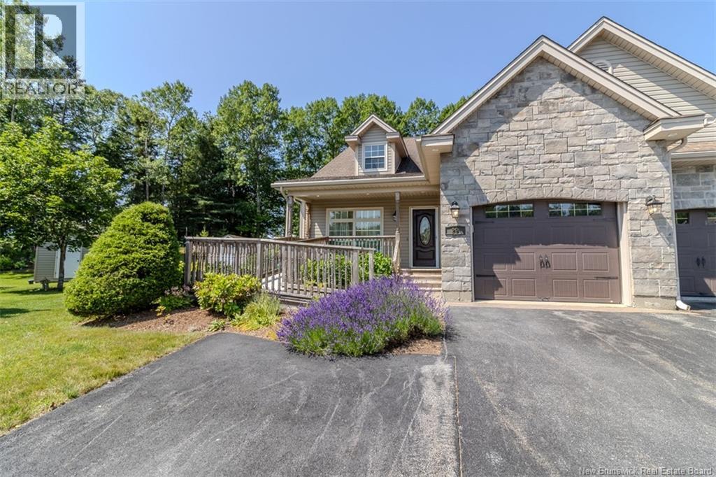 29 Wellington Ct, Quispamsis, NB E2E 4H4