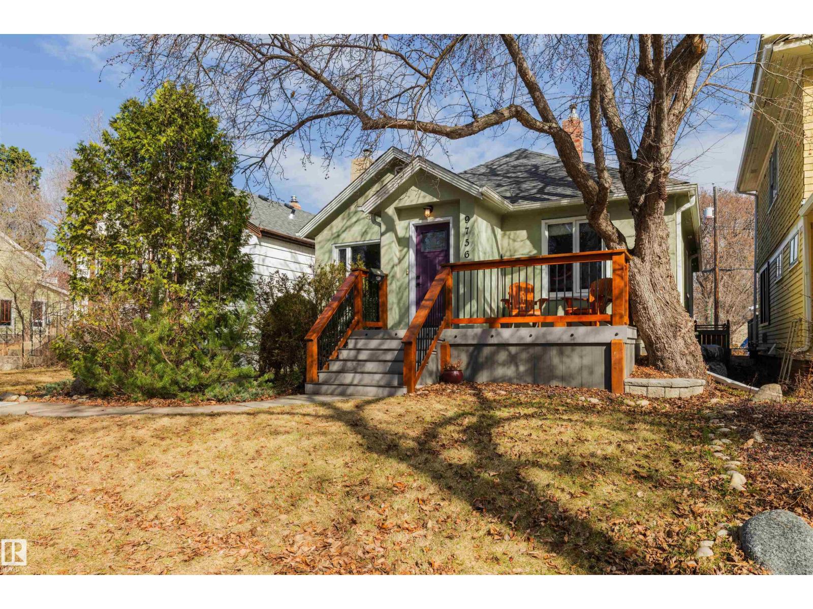 88 Av Nw Unit 9756, Edmonton, AB T6E 2P9