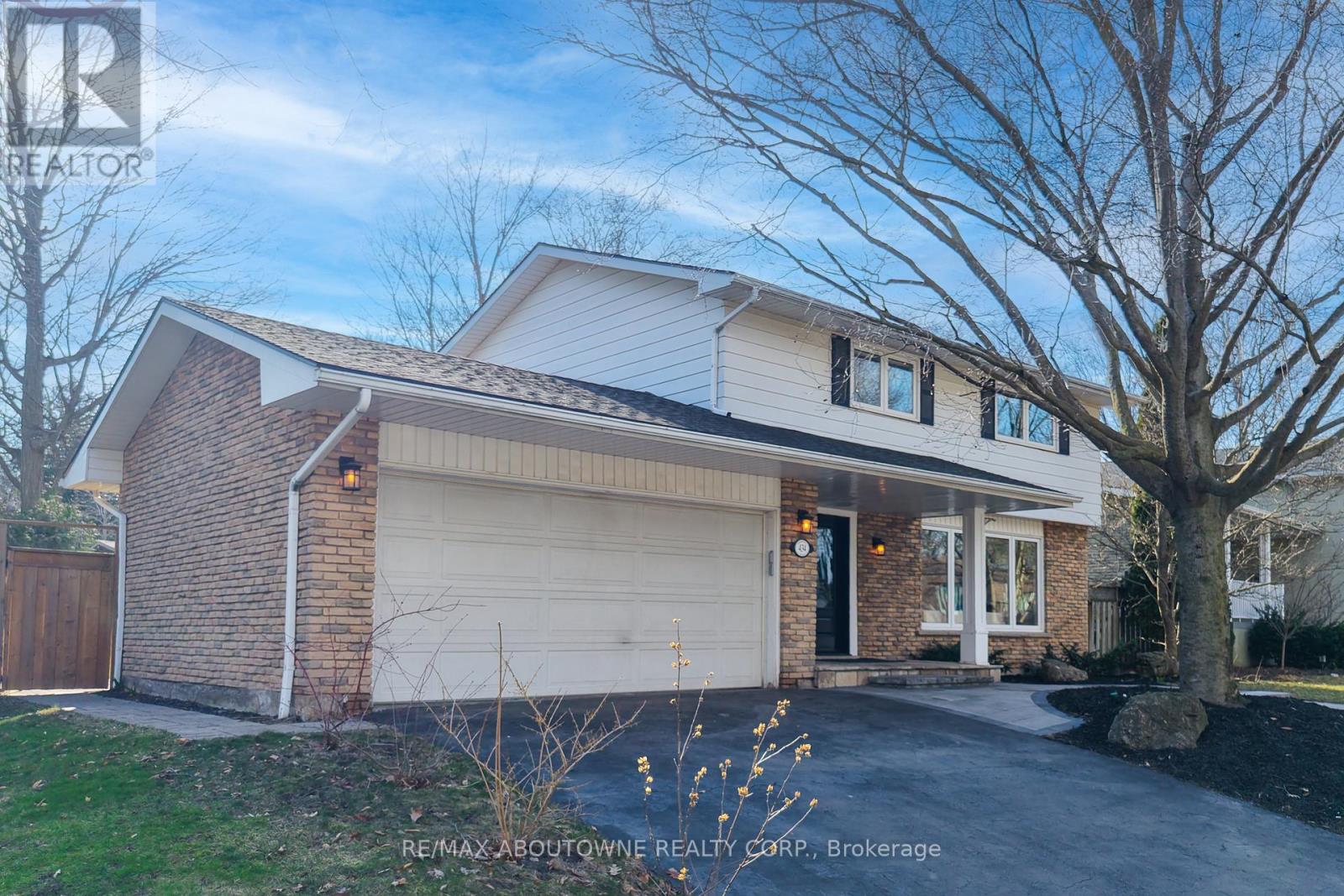 434 Brookmill Rd, Oakville, ON L6J 5K5