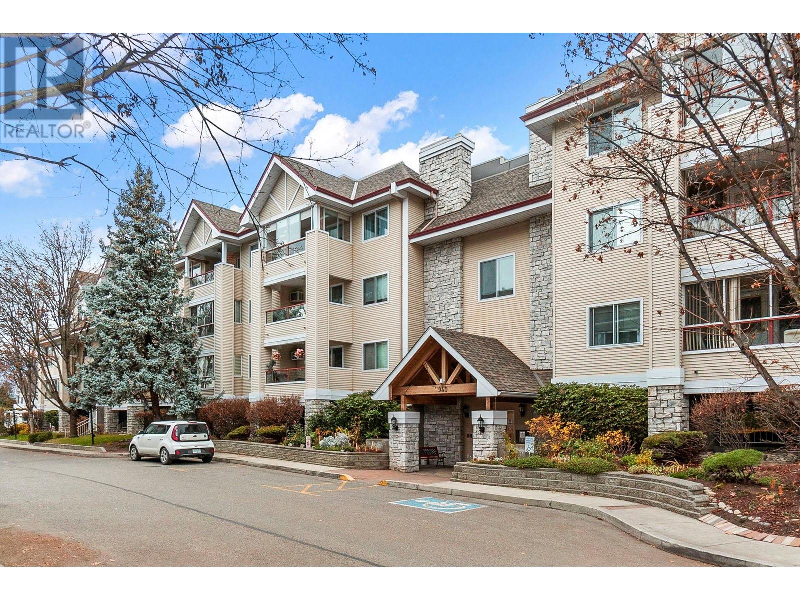 940 Glenwood Avenue Unit 302, Kelowna, BC V1Y 9P2