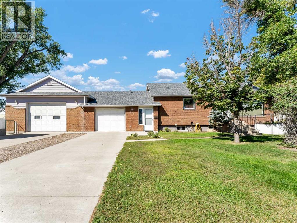2 Street Sw Unit 338, Redcliff, AB T0J 2P0