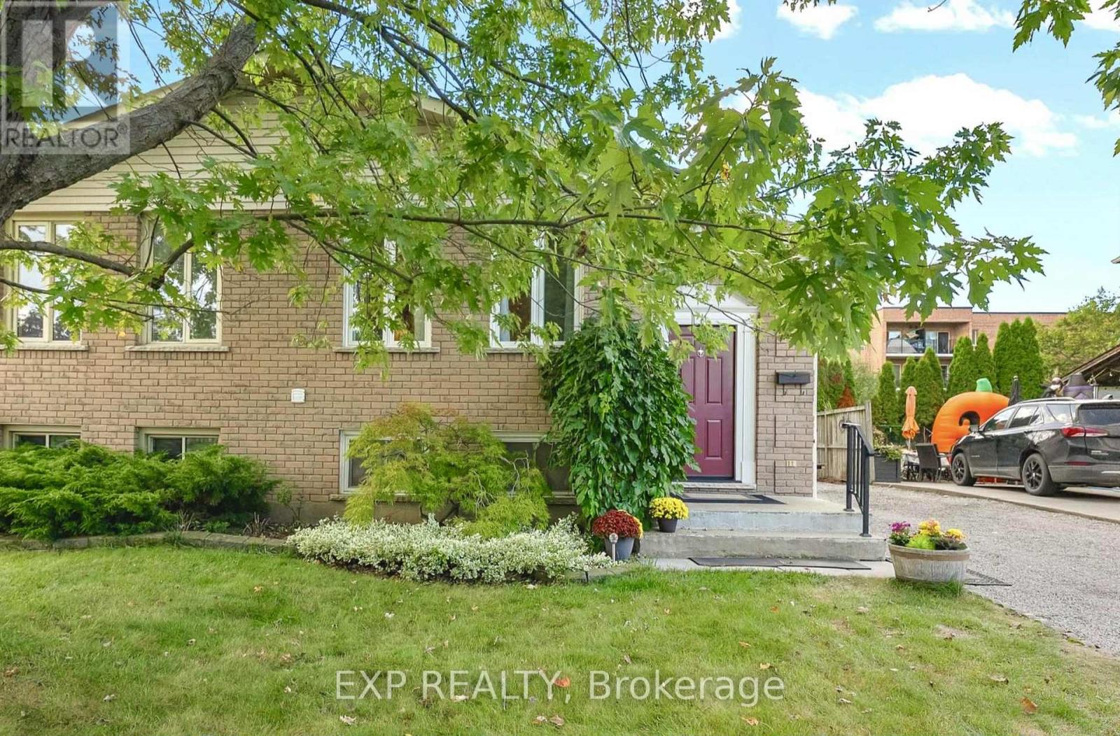 36 Vintage Cres, St. Catharines, ON L2S 3C6