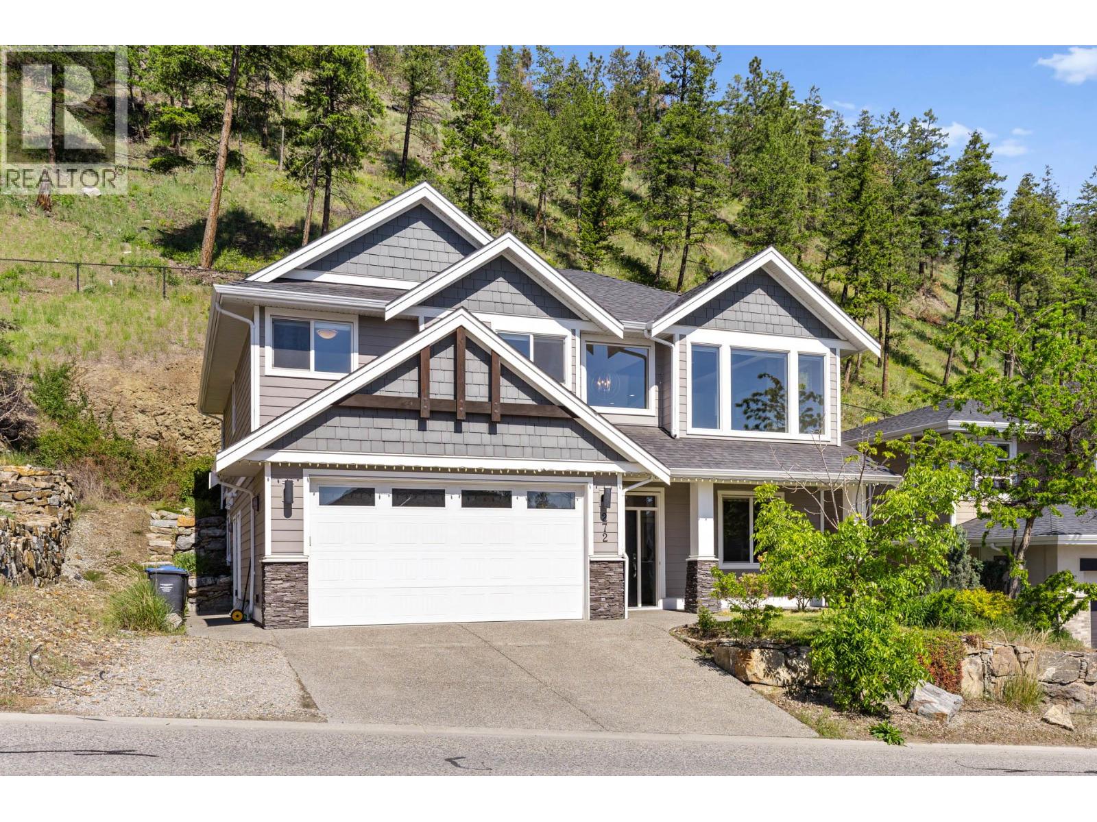 272 Upper Canyon Dr N, Kelowna, BC V1V 3C7