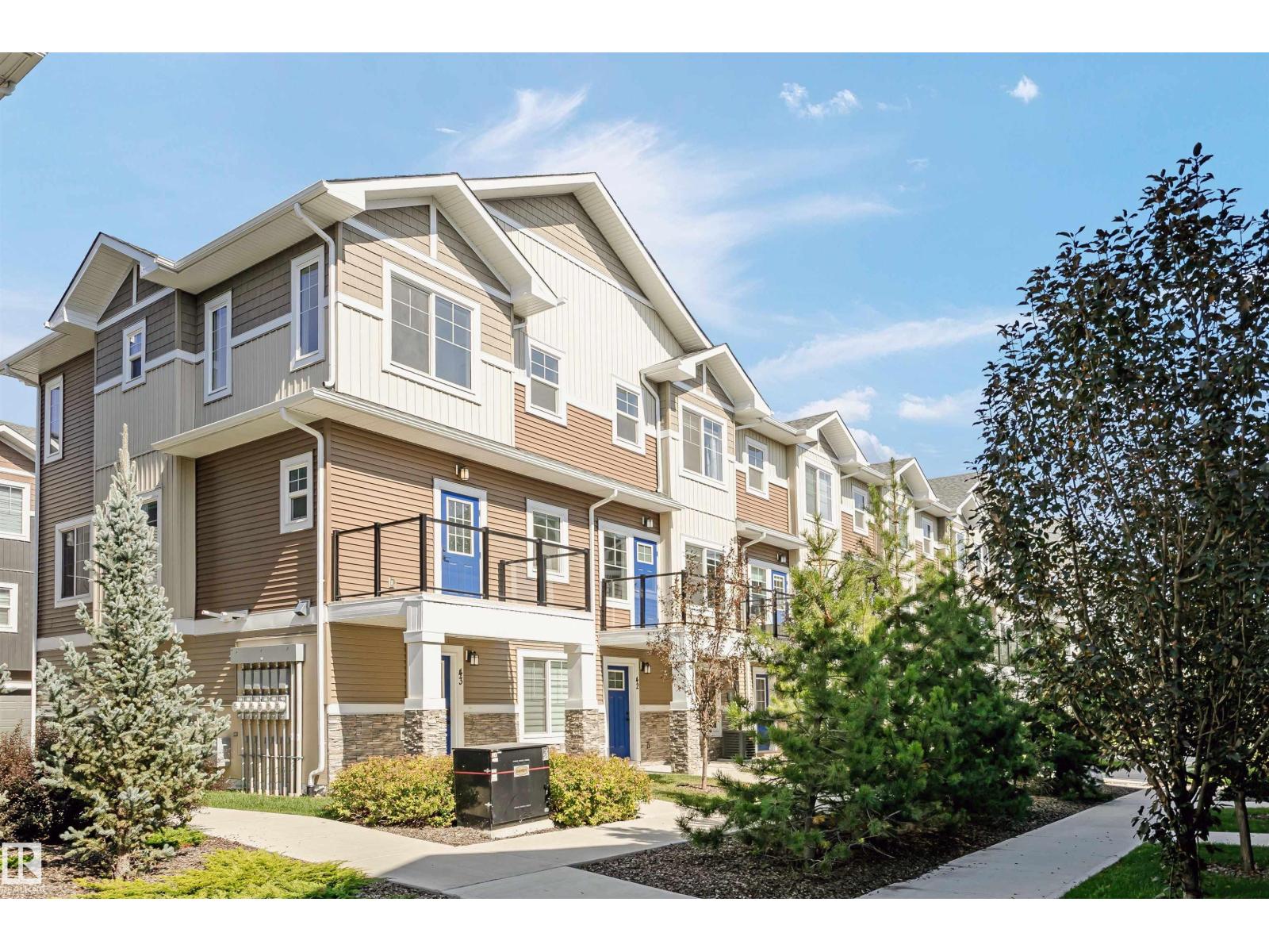 230 Edgemont Road Northwest #42, Edmonton, AB T6M 0Y8