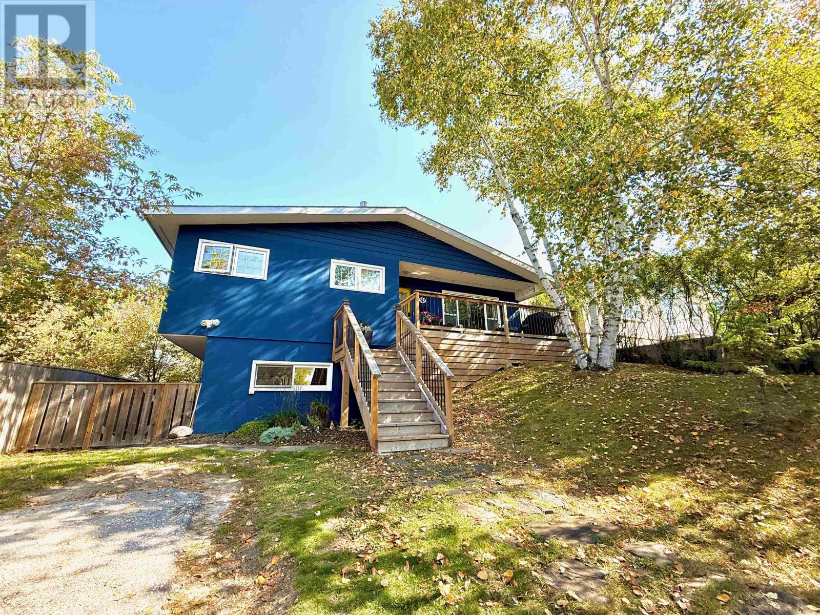 513 Fourth Ave, Kenora, ON P9N 1Z4