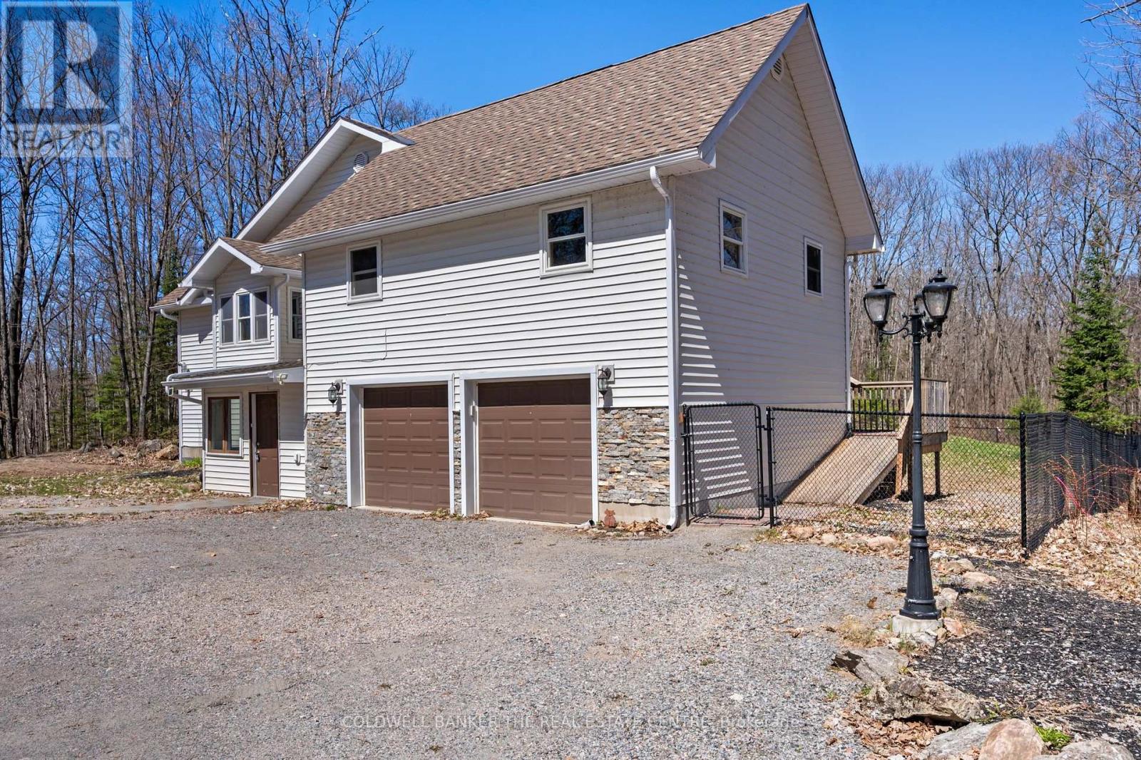 800 Jeffrey Lake Rd, Faraday, ON K0L 1C0