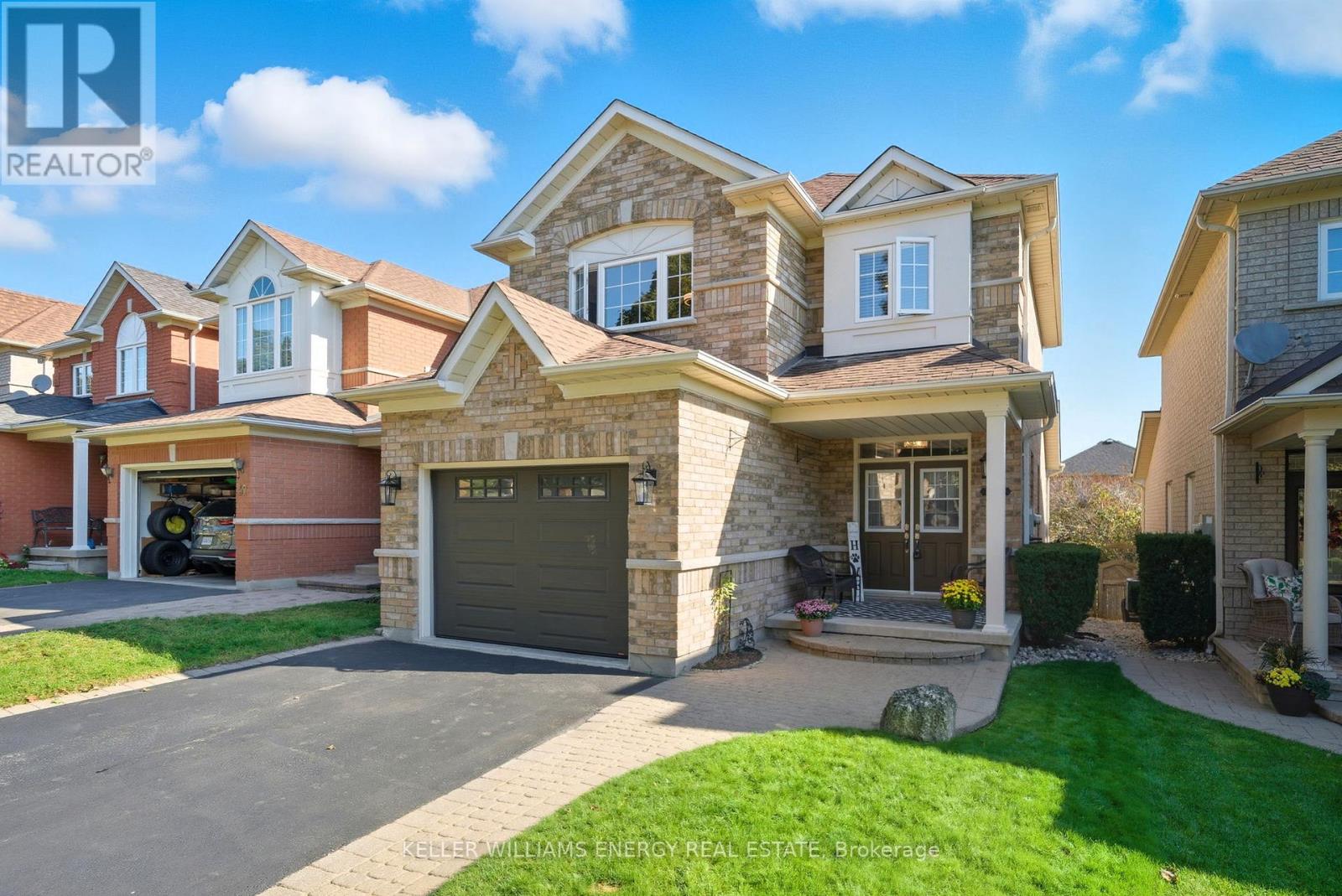 55 Thames Dr, Whitby, ON L1R 2R1