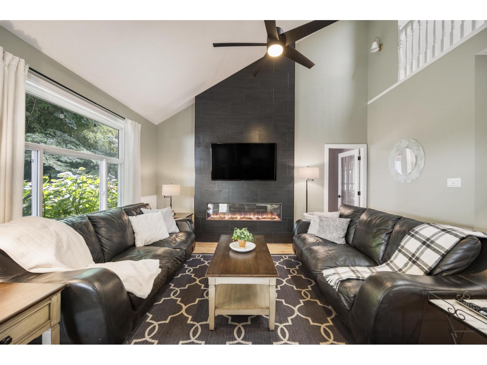 100 Avenue Unit 17850 #a, Surrey, BC V4N 5C8