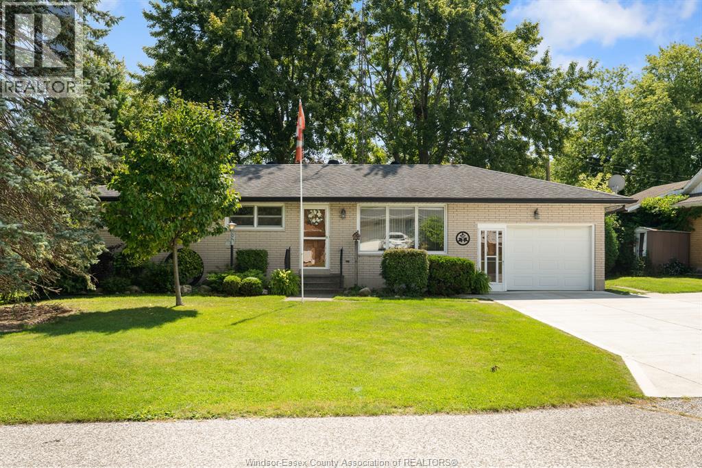 106 George Ave, Chatham-Kent, ON N0P 2P0