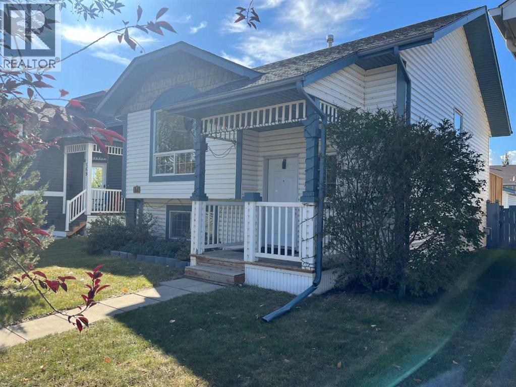 173 Kingston Dr, Red Deer, AB T4P 3V4