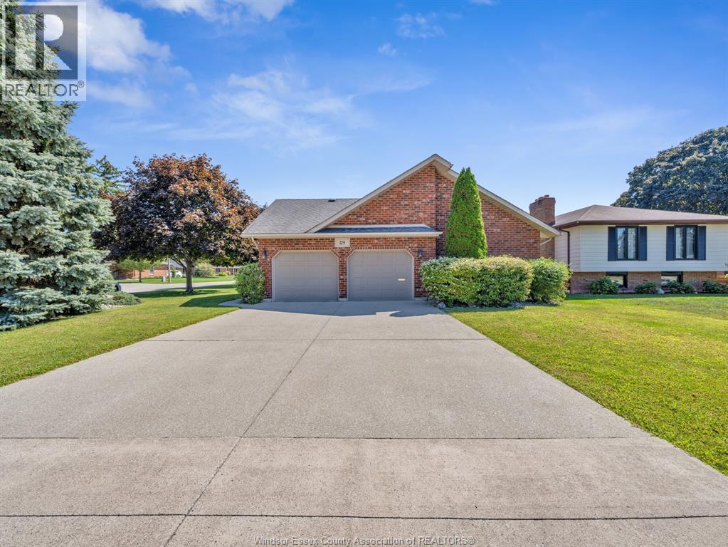 89 Spruce, Kingsville, ON N9Y 1G4