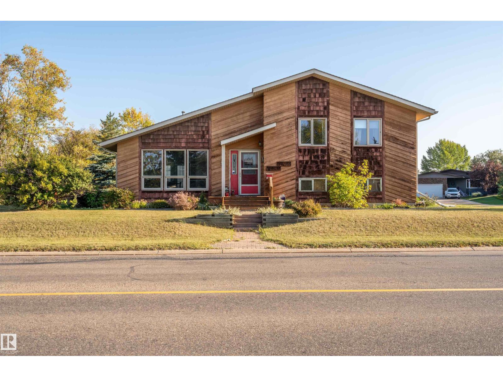 44 St Unit 4302, Bonnyville, AB T9N 1R9