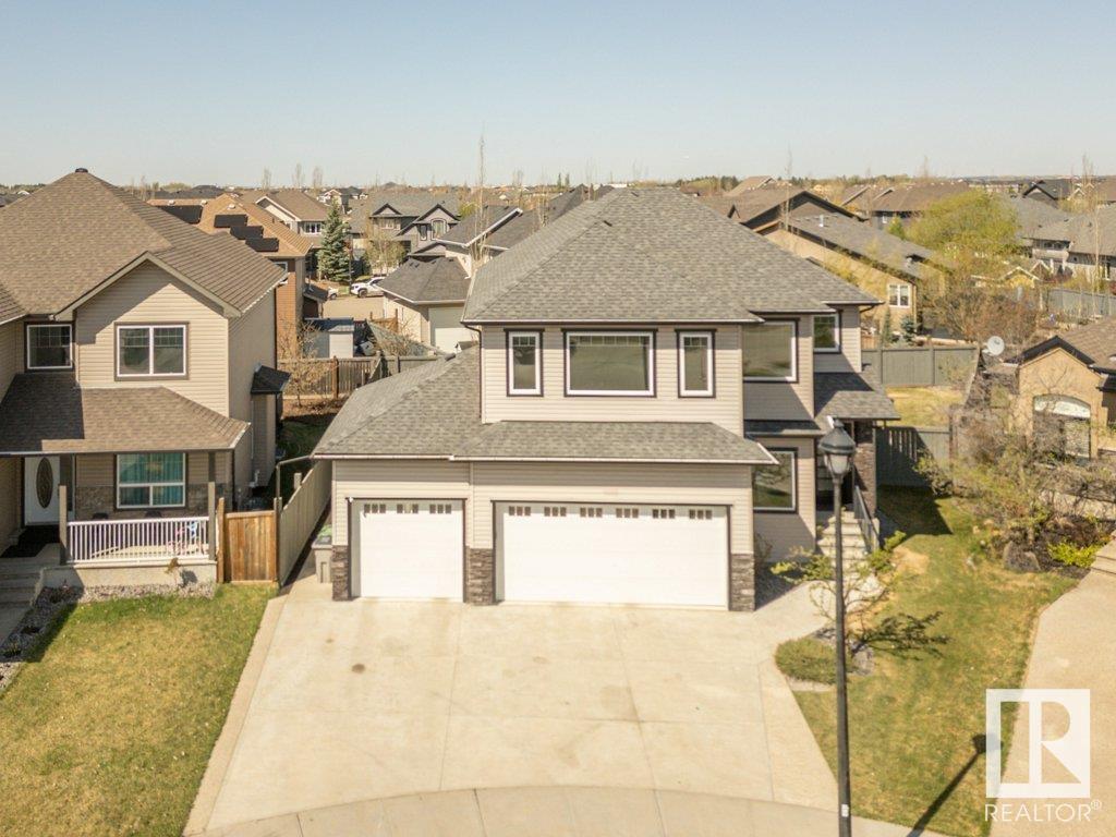 5512 Etoile Co, Beaumont, AB T4X 0E2