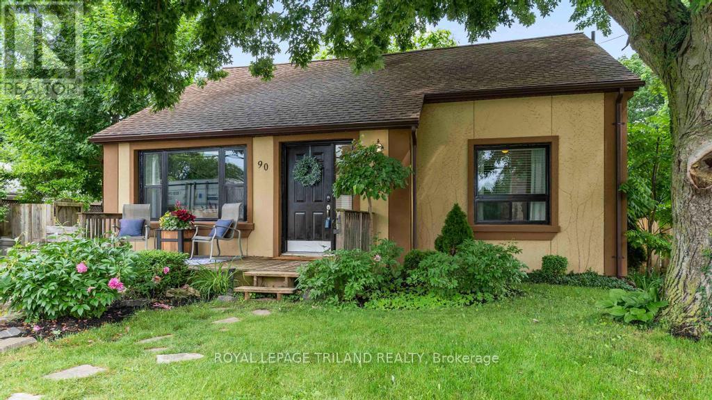 90 Queen St, Thames Centre, ON N0L 1G2