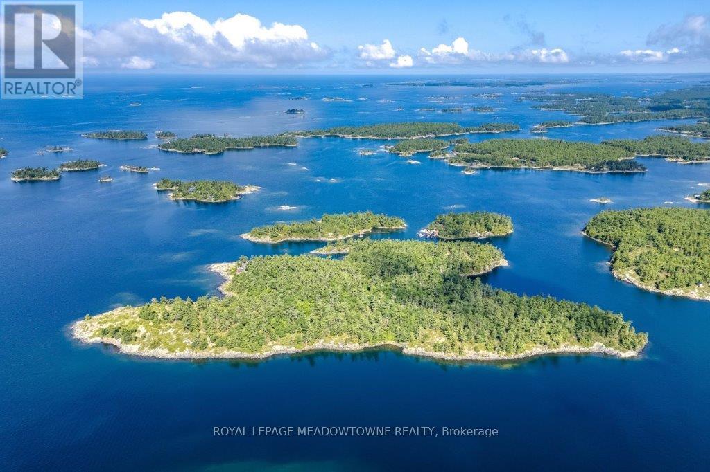 B433 Campbell Island, The Archipelago Archipelago, ON P0G 1G0