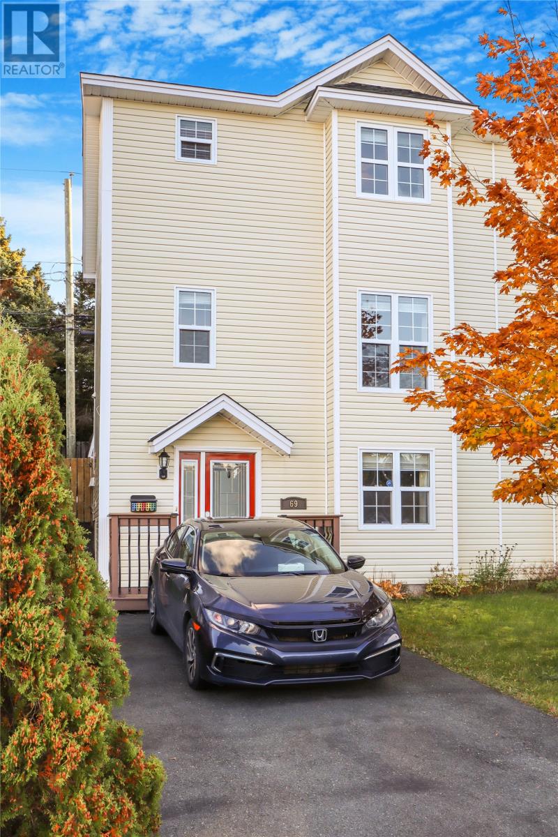 69 Beothuck St, St. John's, NL A1B 3Z6
