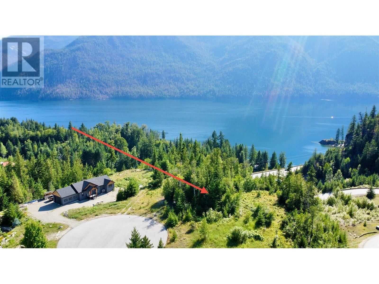 210 Fullmoon Rd, Rosebery, BC V0G 1S1