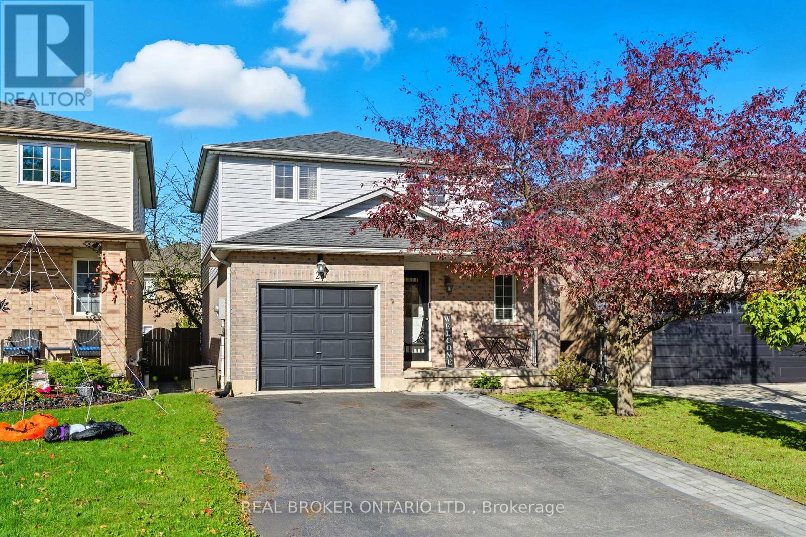 28 Brookheath Ln, Hamilton, ON L0R 1W0