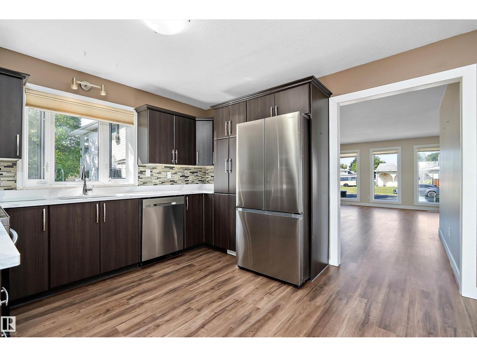 80 Av Nw Unit 18211, Edmonton, AB T5T 0V3