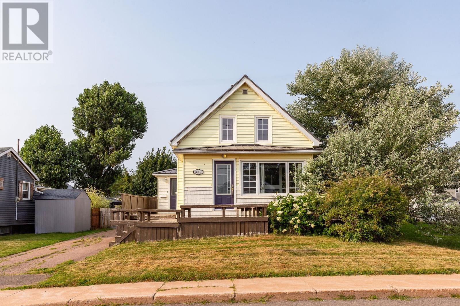 405 Poplar Ave, Summerside, PE C1N 2B9