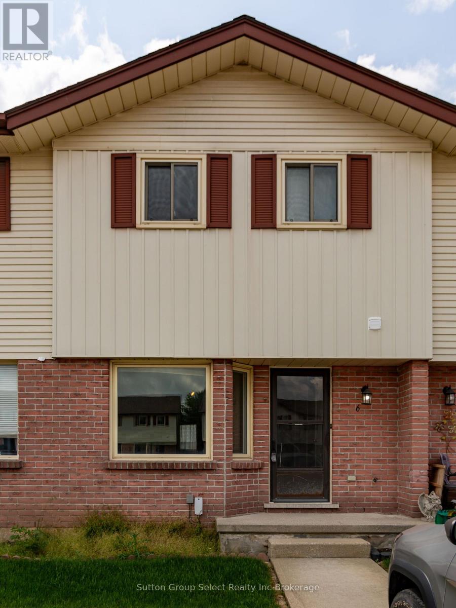 6 1135 Nellis St, Woodstock, ON N4T 1P7