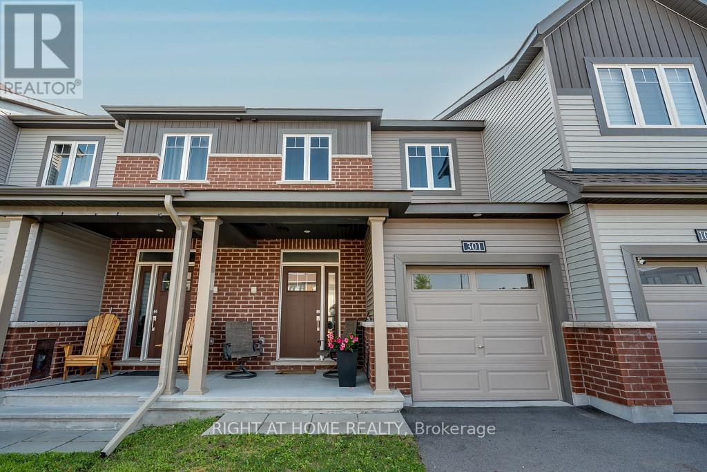 301 Drumlish Ln, Ottawa, ON K2J 6Y1